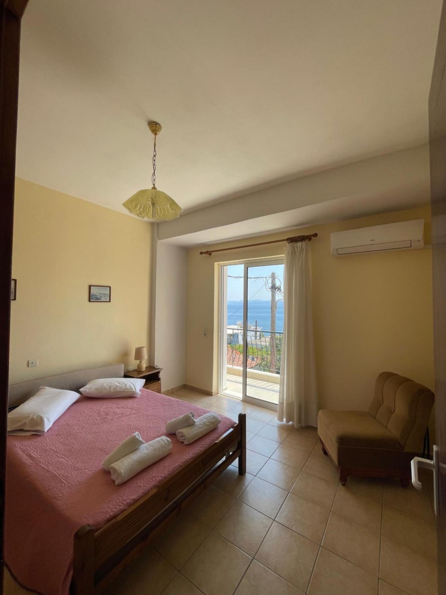 Tasos Manaritsas Rooms Khronia Exterior photo
